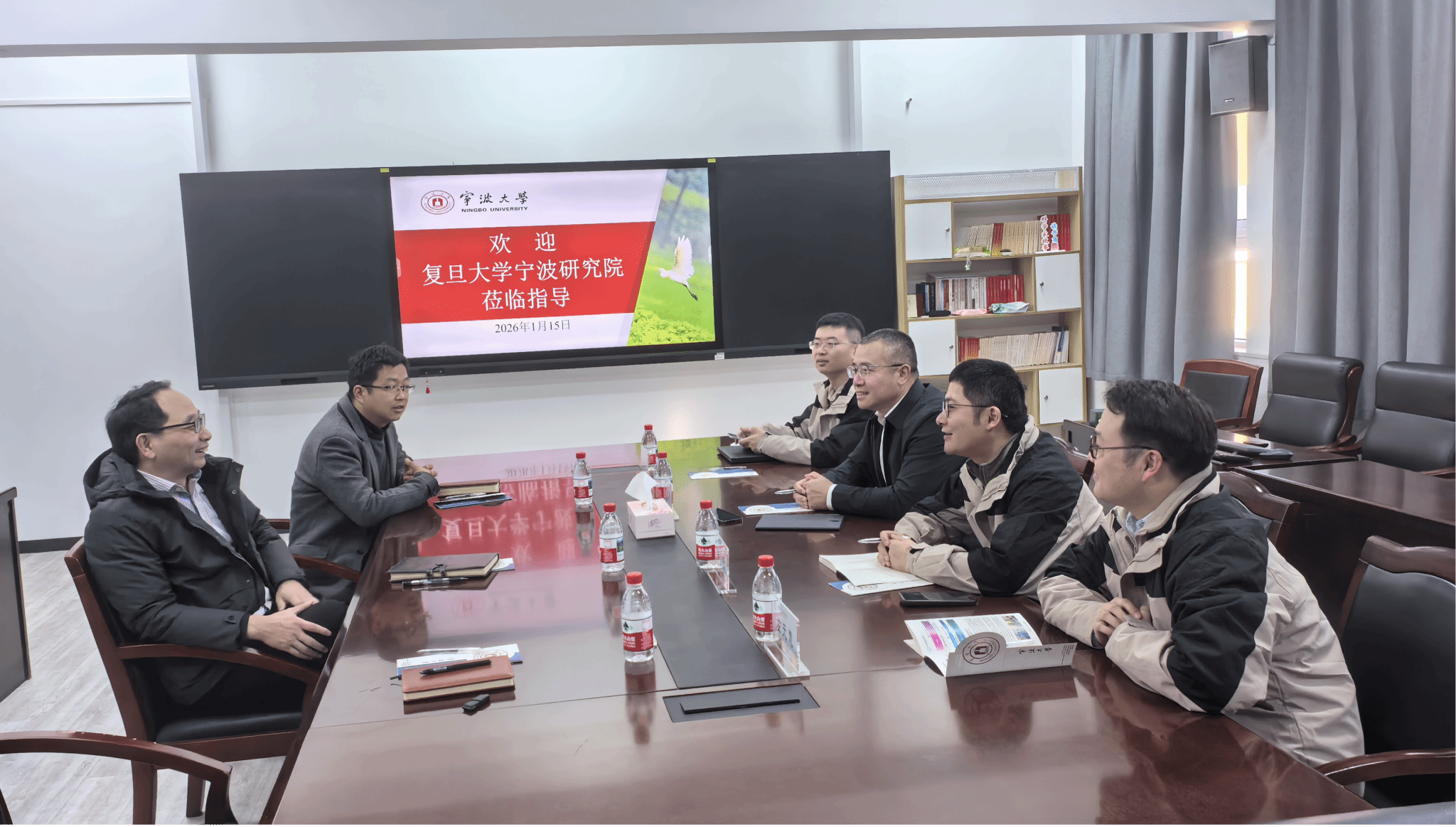 复旦大学宁波研究院一行来我院调研交流